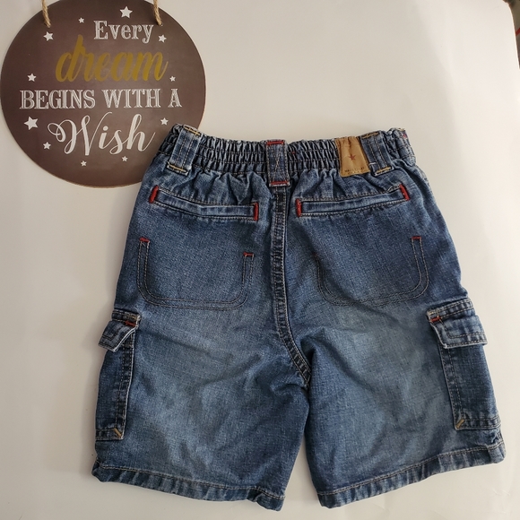 4/$20 Old Navy Baby Jean Short - Picture 2 of 3